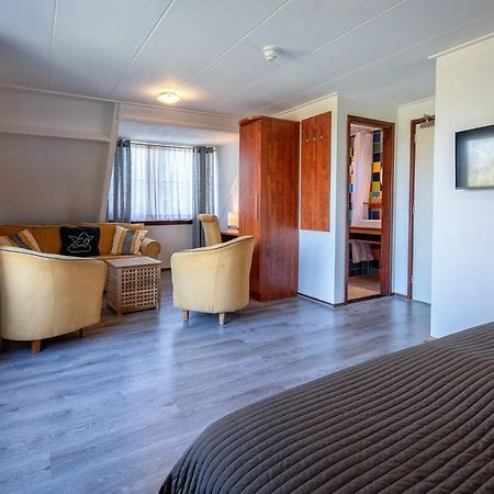 B&B Hotel Rebecca De Waal Kültér fotó