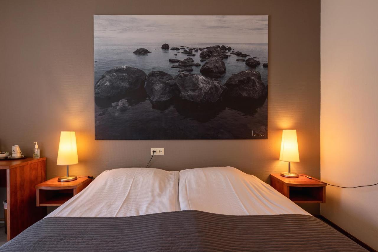 B&B Hotel Rebecca De Waal Kültér fotó