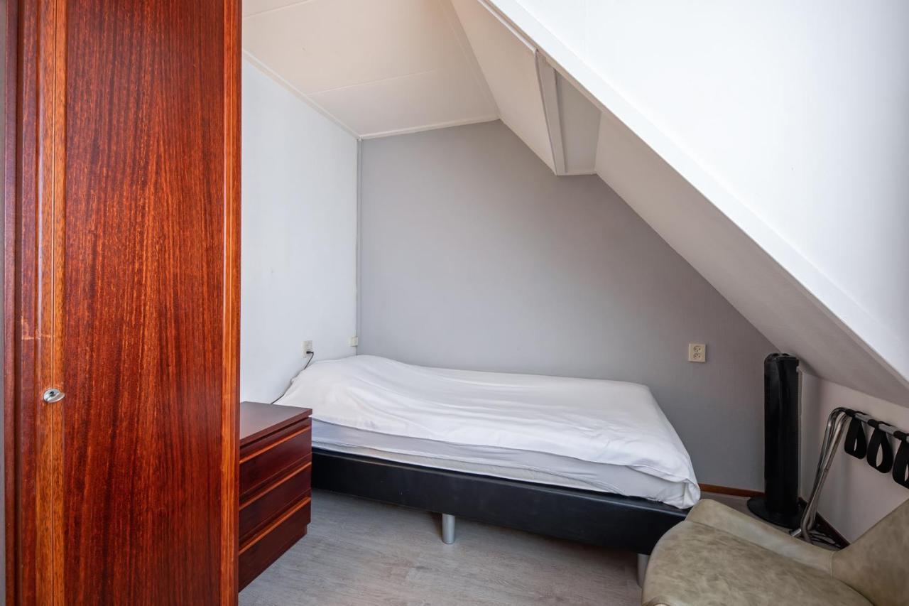 B&B Hotel Rebecca De Waal Kültér fotó