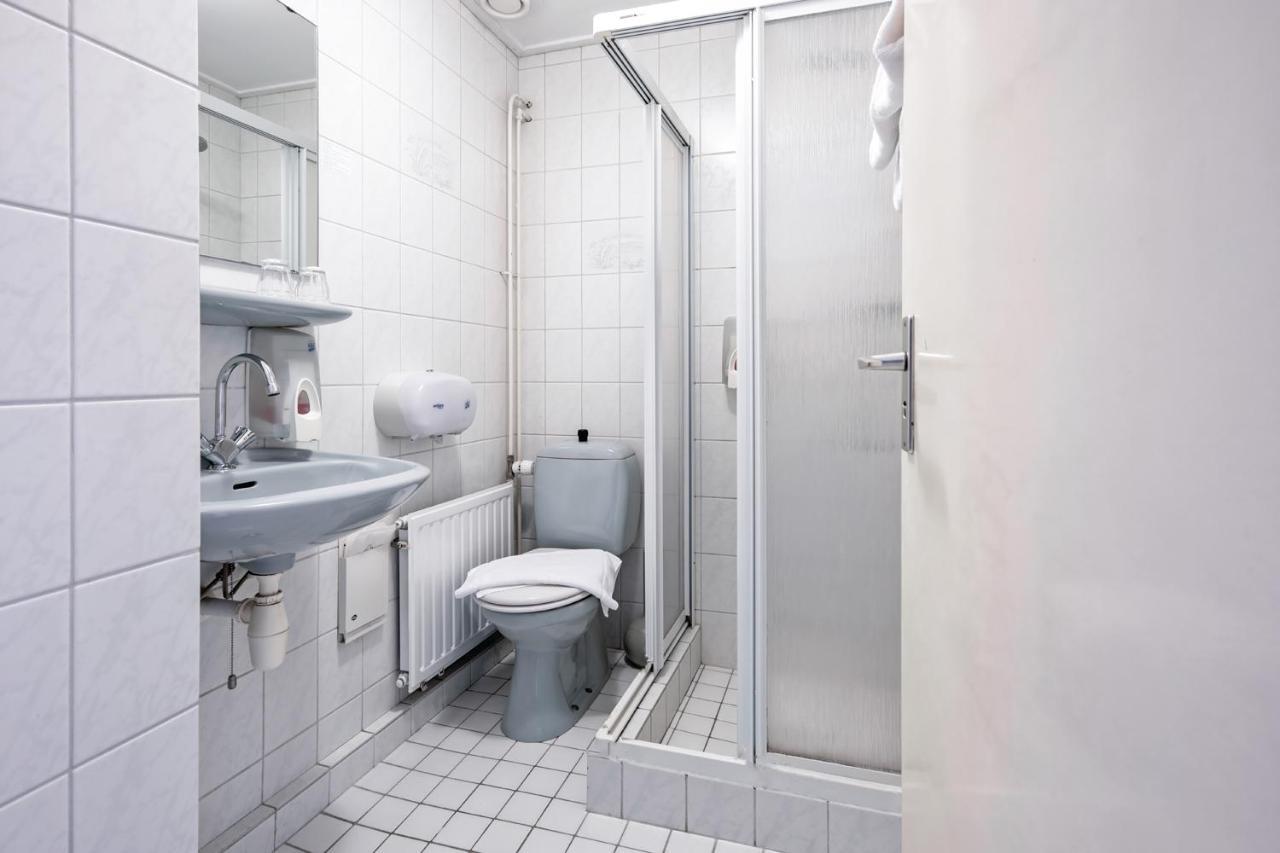 B&B Hotel Rebecca De Waal Kültér fotó
